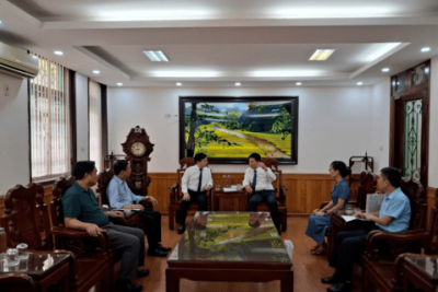 Lãnh đạo Sở Giáo dục và Đào tạo tỉnh Ninh Bình làm việc với Tổ chức Giáo dục IIG Việt Nam