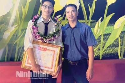 Chàng trai đoạt giải nhất quốc gia môn Sinh học muốn đóng góp cho quê hương