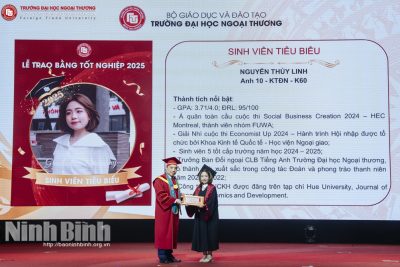 Lộ trình học phù hợp giúp nữ sinh tốt nghiệp sớm Đại học Ngoại thương loại Xuất sắc