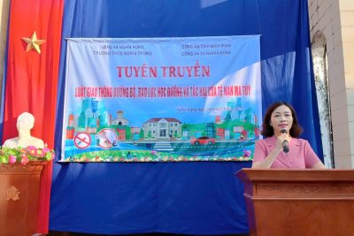 Trường THCS Nghĩa Trung – tuyên truyền về luật giao thông đường bộ, phòng chống bạo lực học đường và tác hại của ma túy